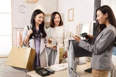 巧妙应对顾客对服装做工的质疑